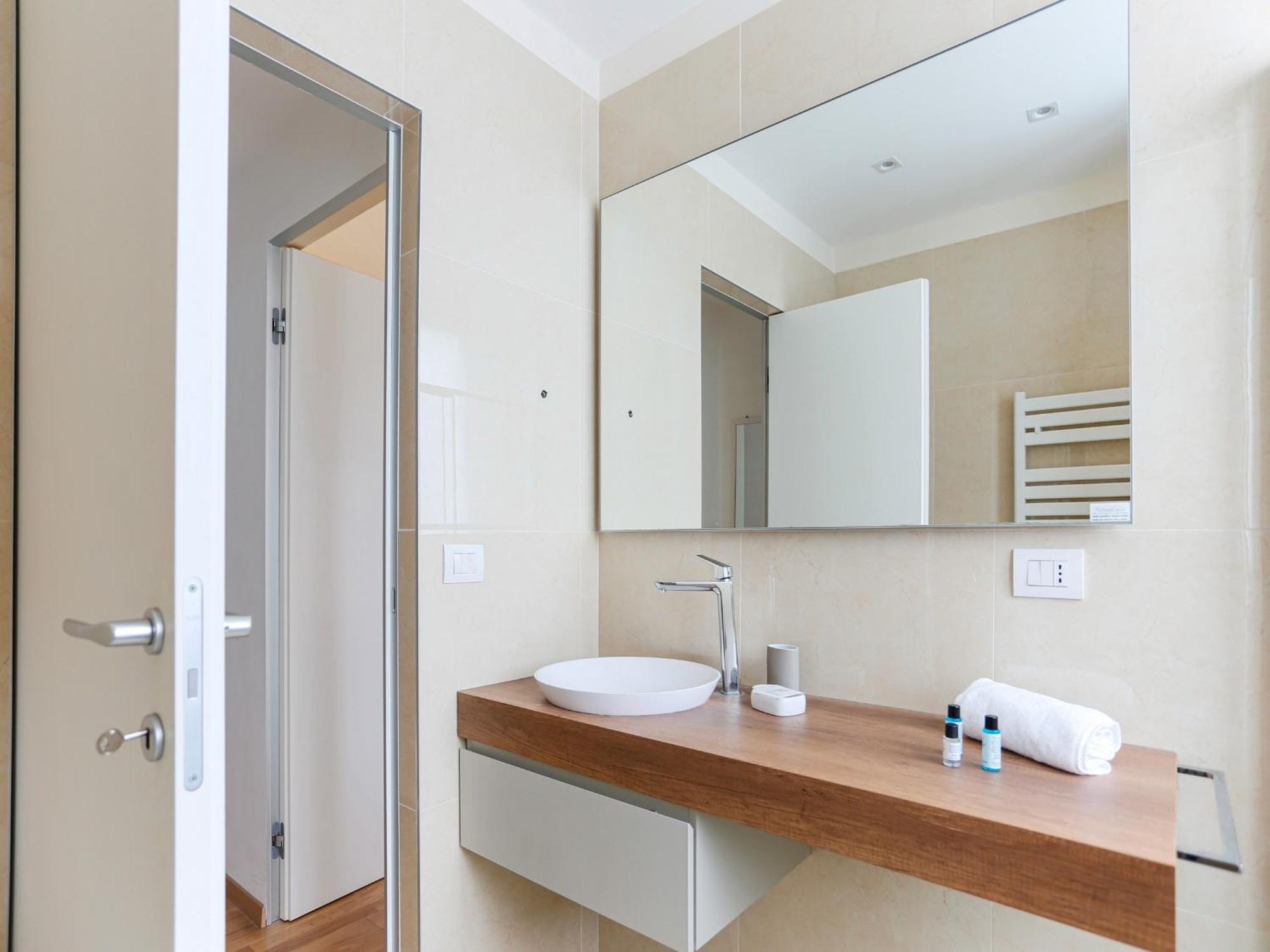 The Best Rent - Bright One-Bedroom Apartment In Corso Vittorio Emanuele II Mailand Exterior foto